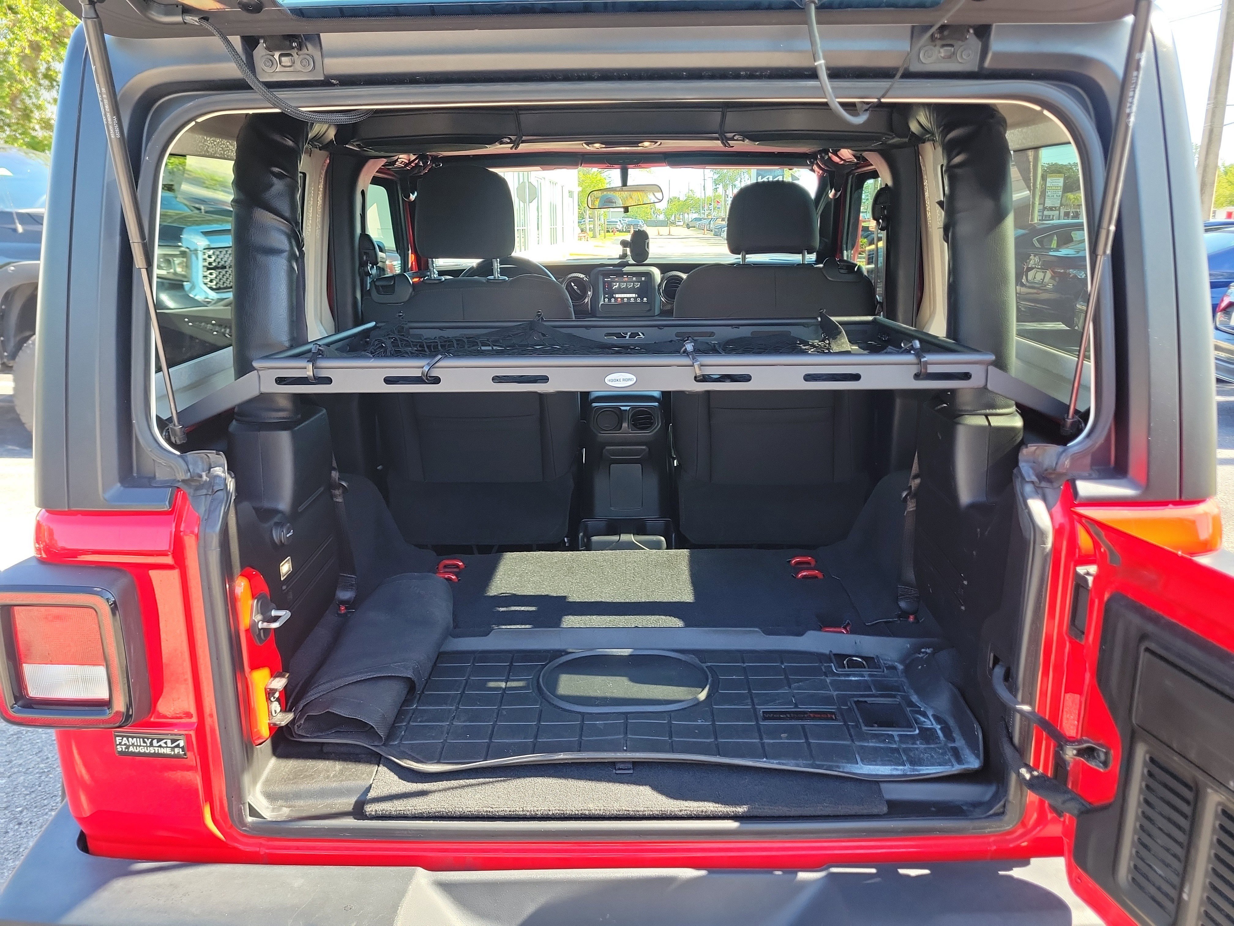 Used 2022 Jeep Wrangler Sport AWD/4WD image 11