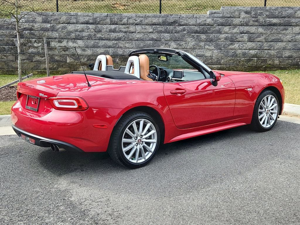 Used 2018 FIAT 124 Spider Lusso w/ Convenience Group video 2
