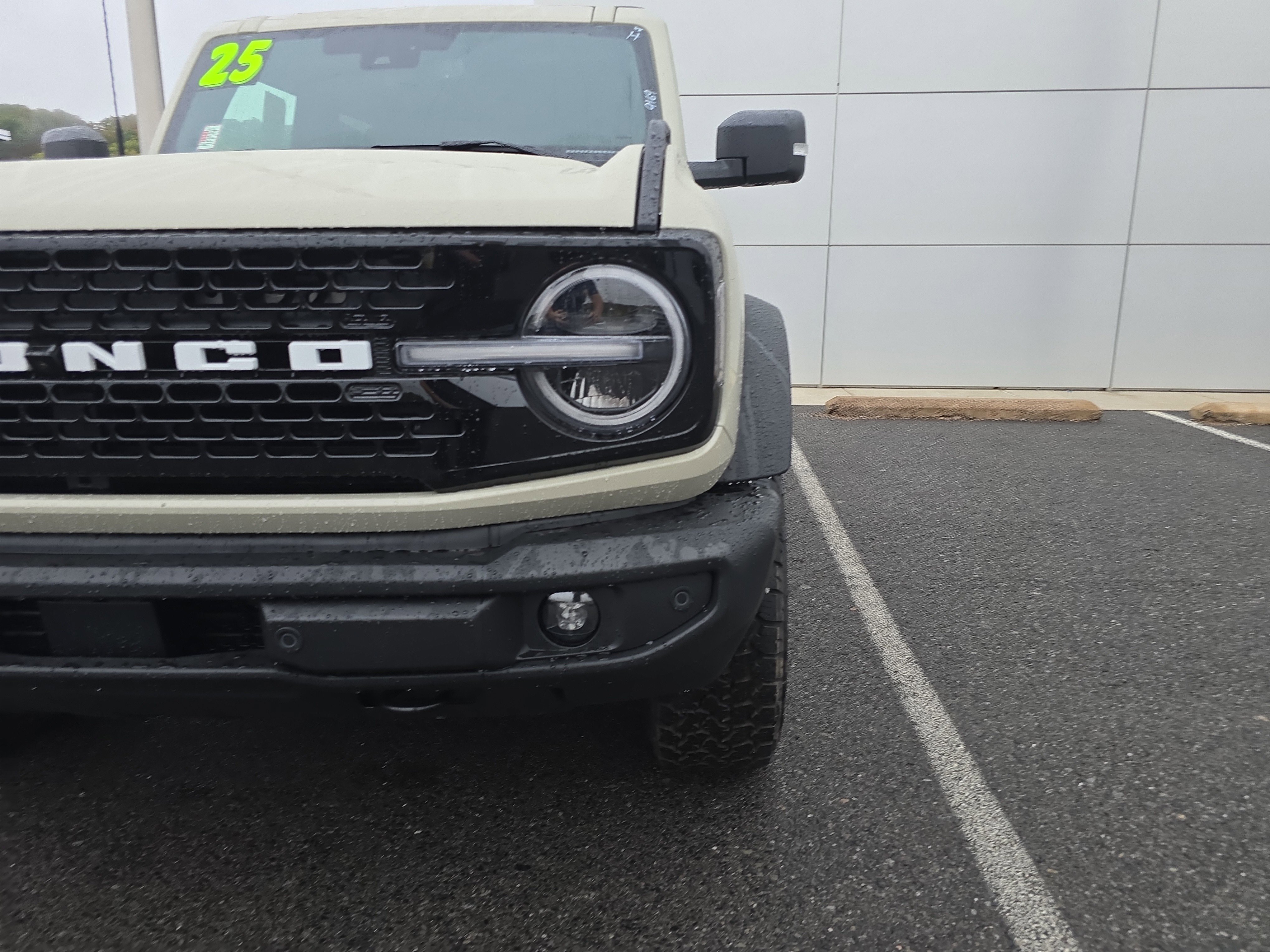 New 2025 Ford Bronco Outer Banks image 10