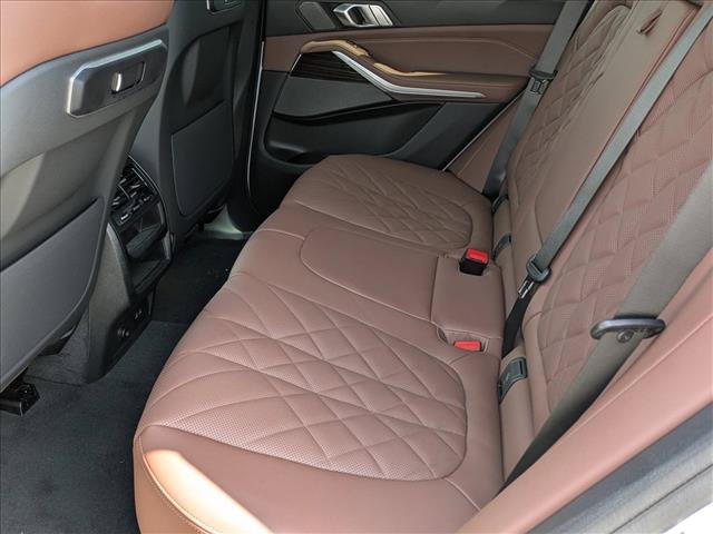 New 2026 BMW X5 xDrive40i w/ M Sport Package AWD/4WD image 17