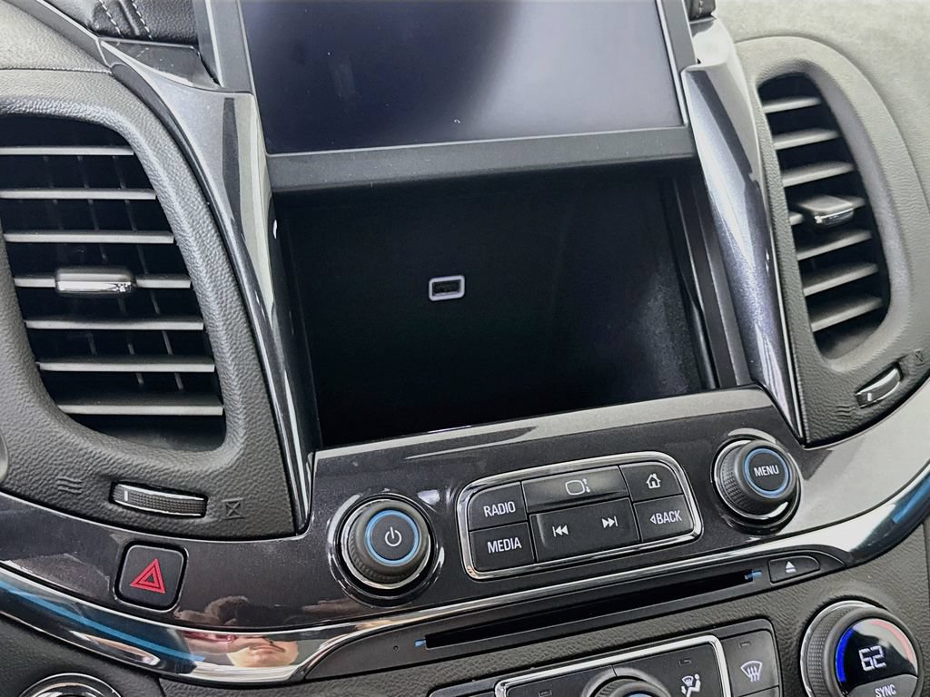 Used 2017 Chevrolet Impala Premier FWD image 15