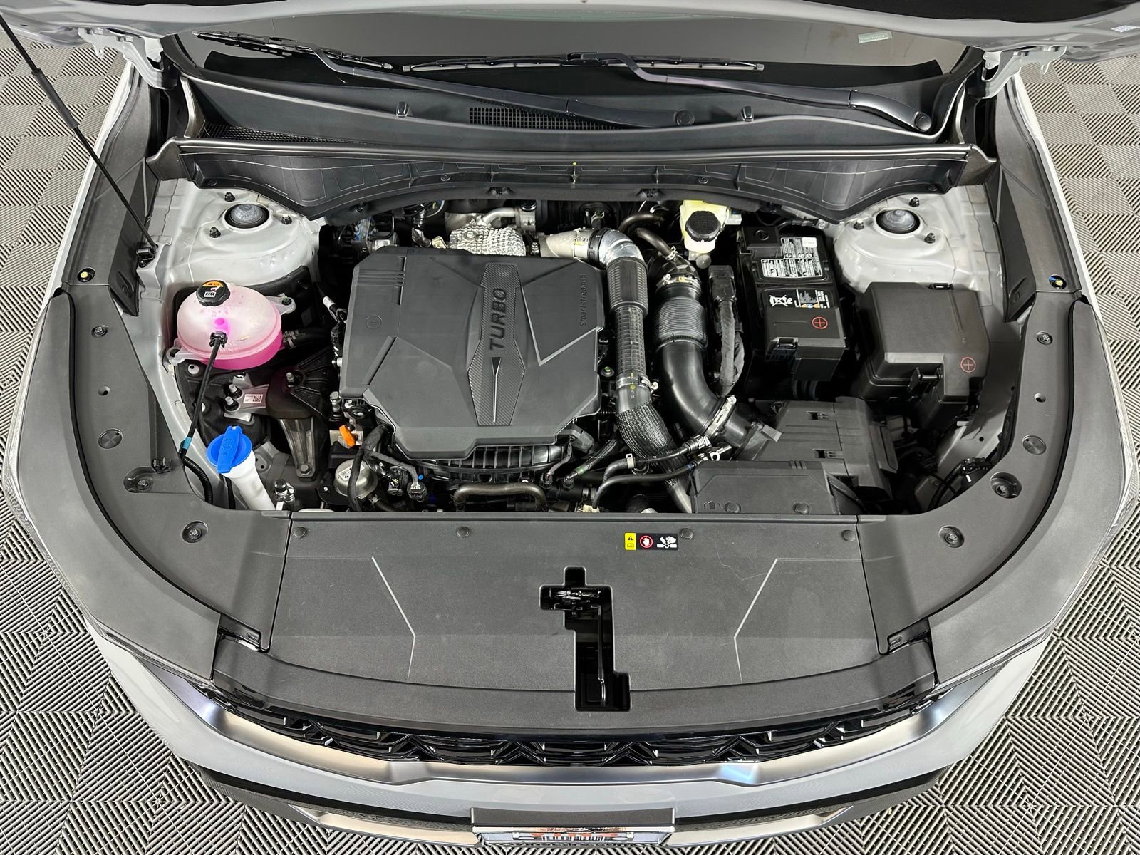 Used 2025 Kia Sorento EX w/ Panoramic Sunroof Package image 25