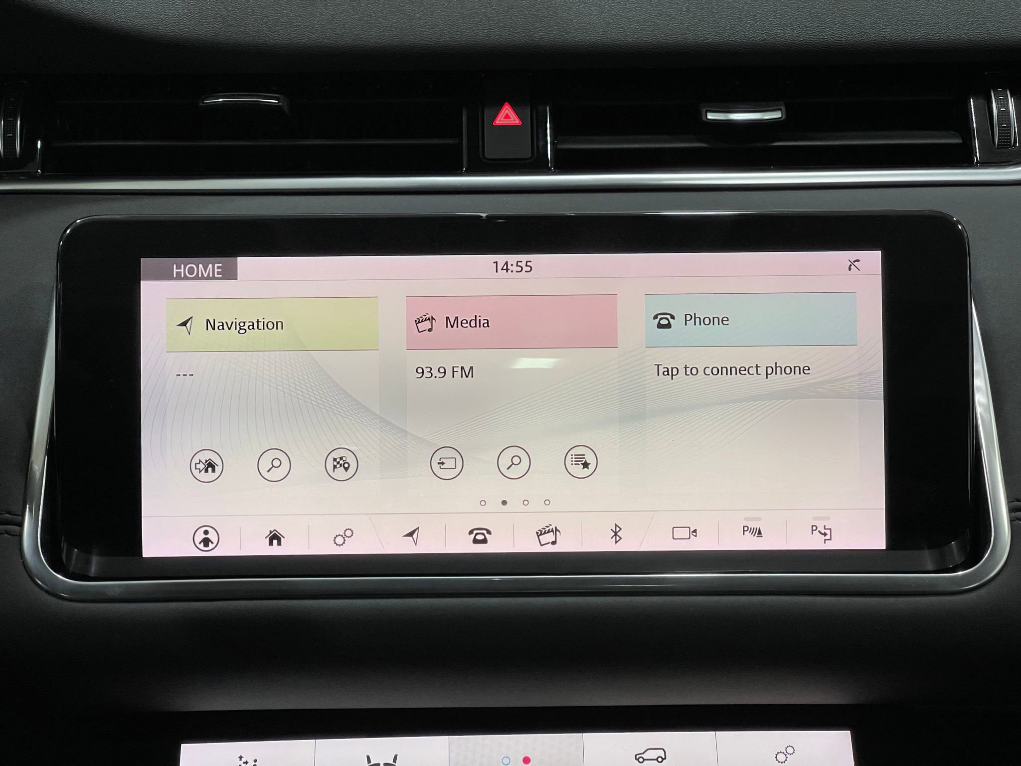 Used 2020 Land Rover Range Rover Evoque SE image 25