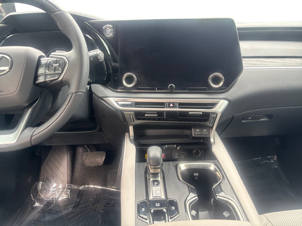 Used 2024 Lexus RX 350 Premium w/ Accessory Package (Z1) FWD image 13