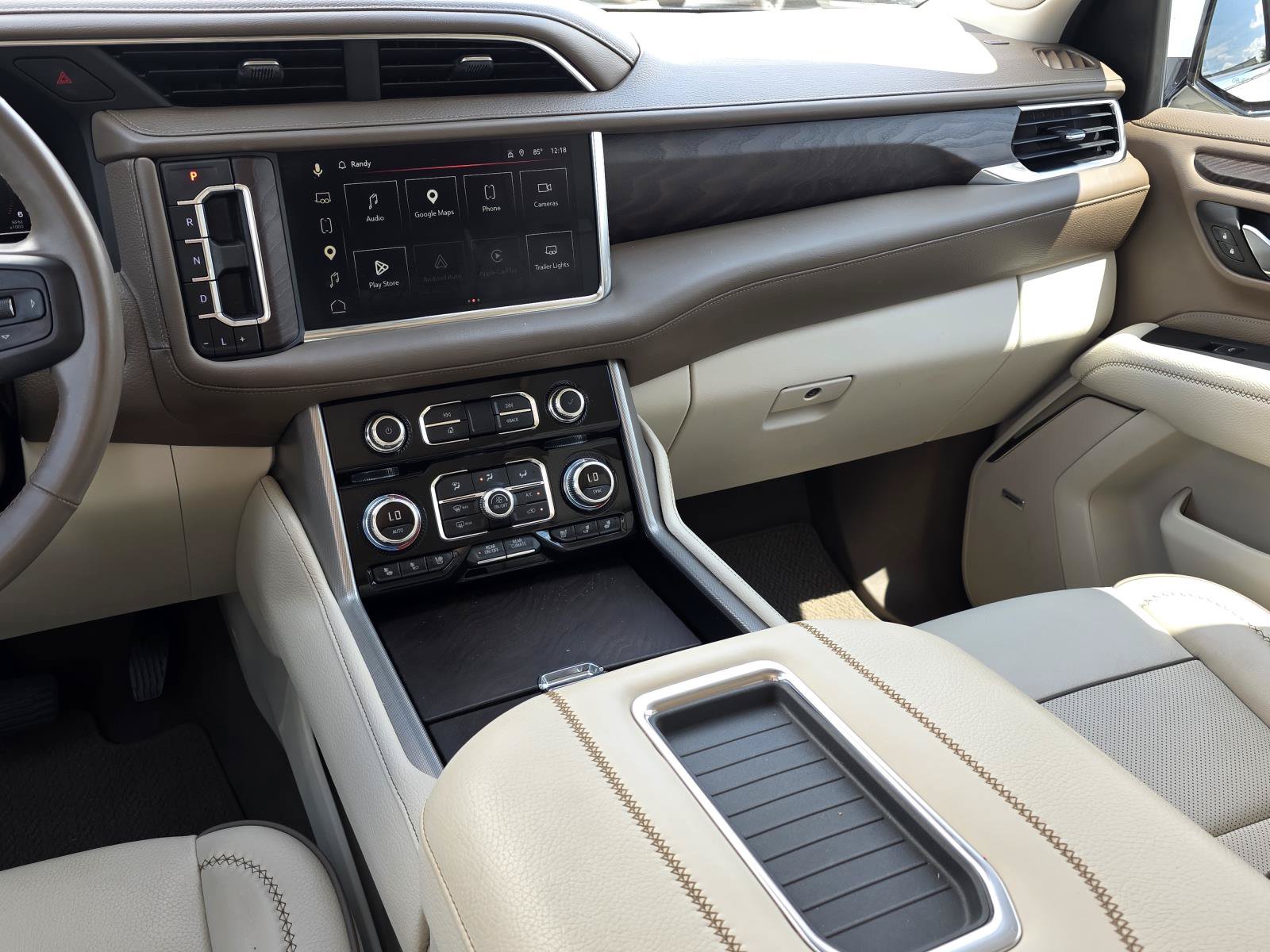 Used 2023 GMC Yukon XL Denali RWD image 13