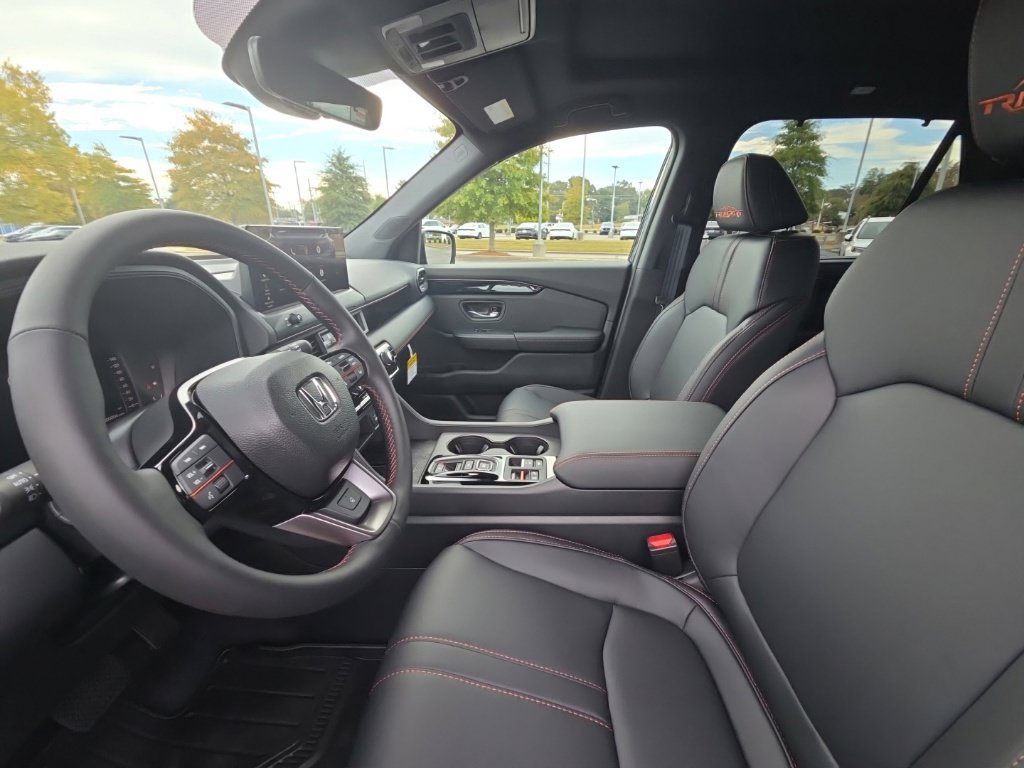 New 2026 Honda Pilot TrailSport image 23