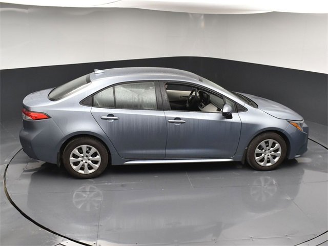 Used 2025 Toyota Corolla LE image 46