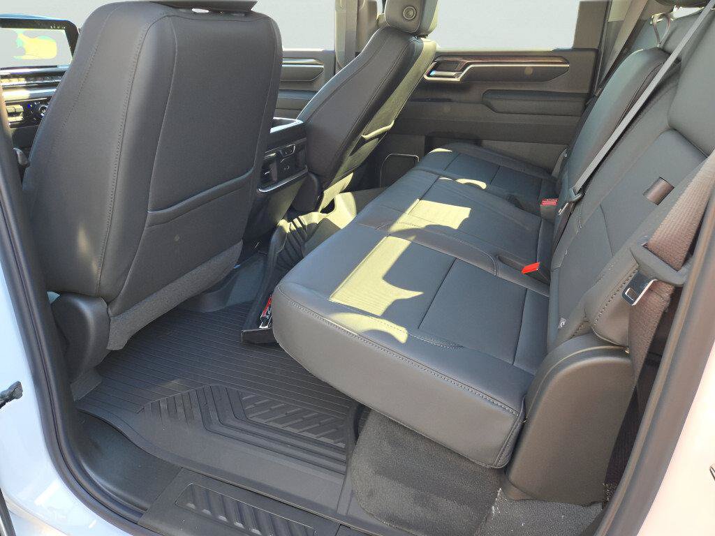 New 2026 Chevrolet Silverado 2500 LTZ w/ LTZ Plus Package AWD/4WD image 23