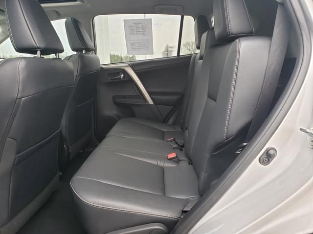 Used 2015 Toyota RAV4 Limited w/ Technology Package AWD/4WD image 12
