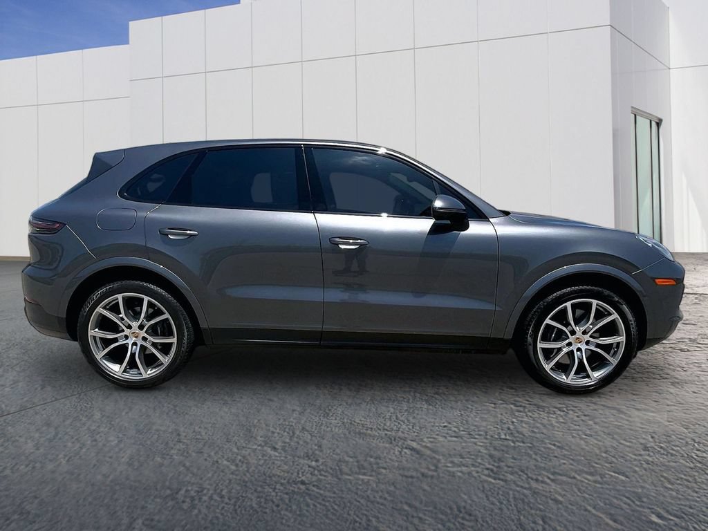 Certified 2023 Porsche Cayenne AWD/4WD image 8