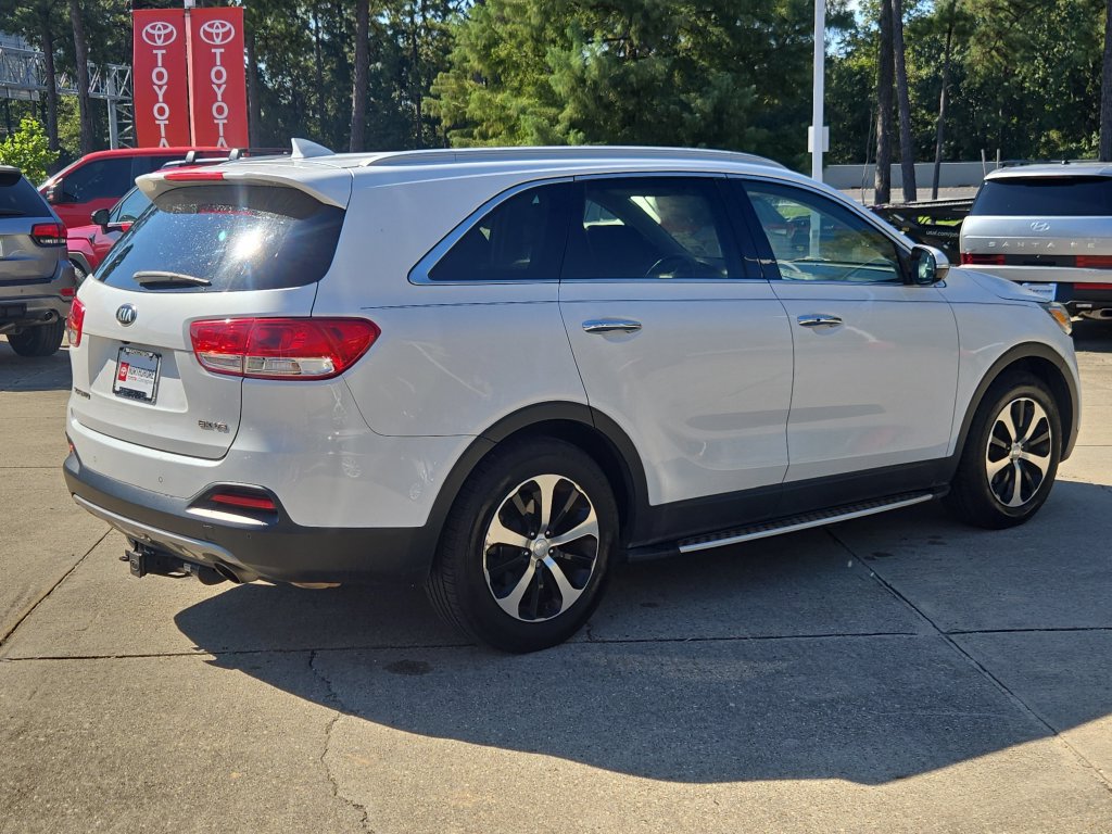 Used 2017 Kia Sorento EX FWD image 7
