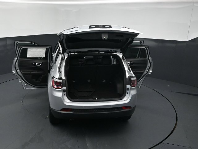New 2026 Jeep Compass Limited AWD/4WD image 25