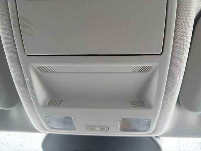 Used 2025 Ford Escape Platinum image 20