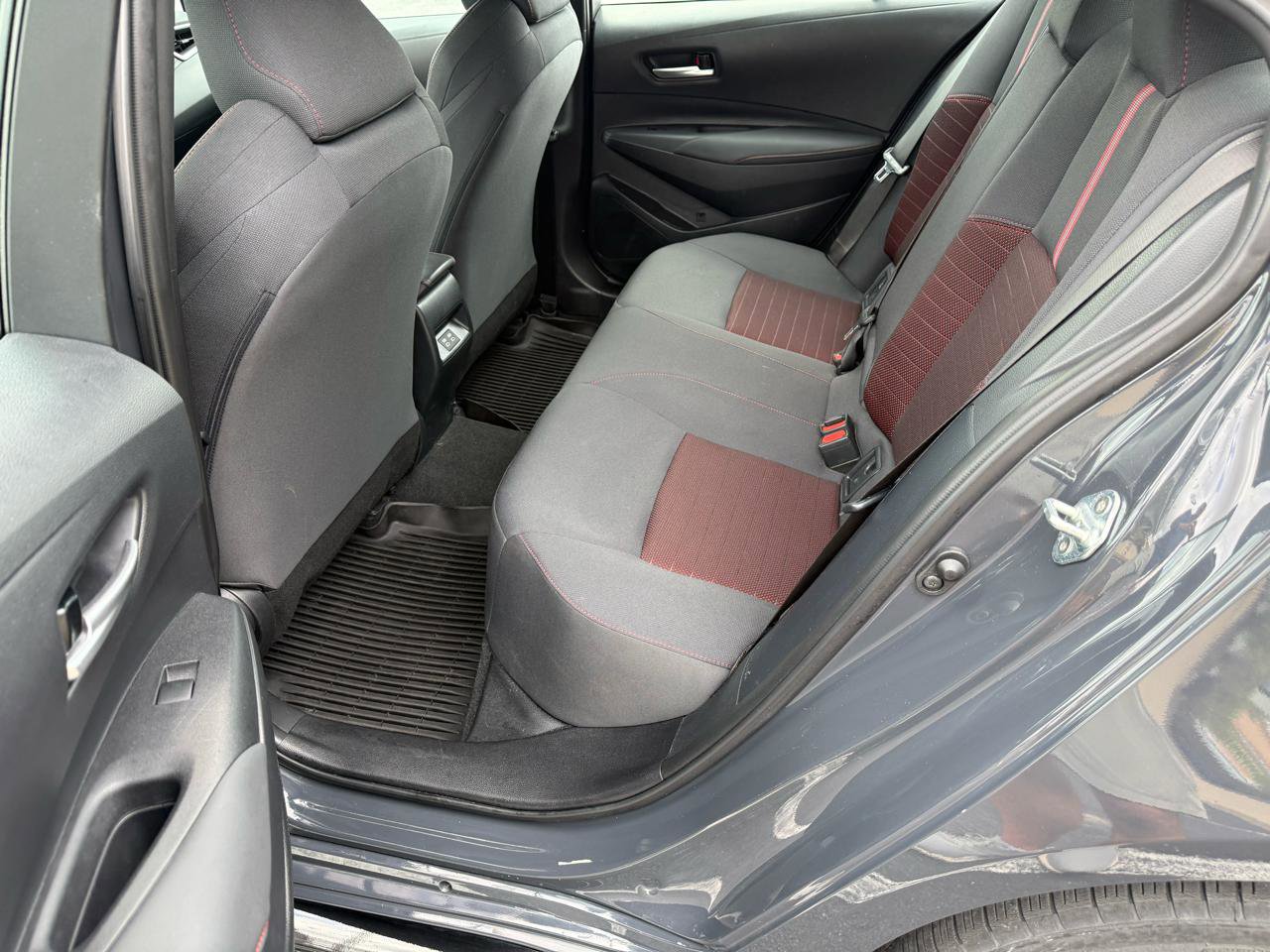 Used 2023 Toyota Corolla SE image 21