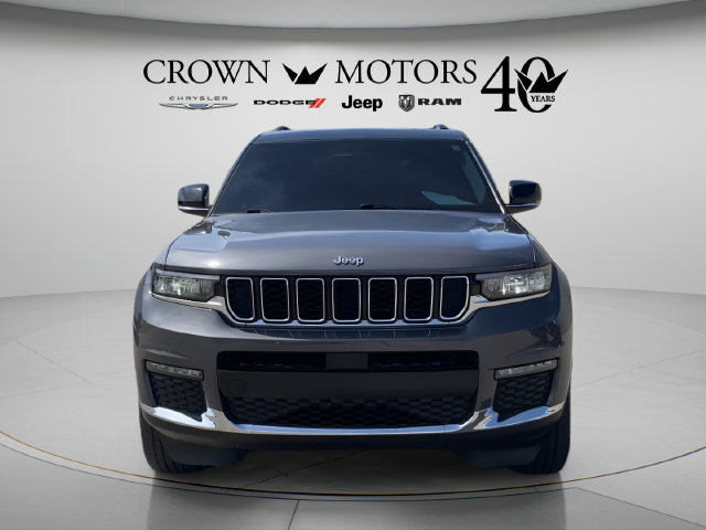 Used 2023 Jeep Grand Cherokee L Limited AWD/4WD image 2