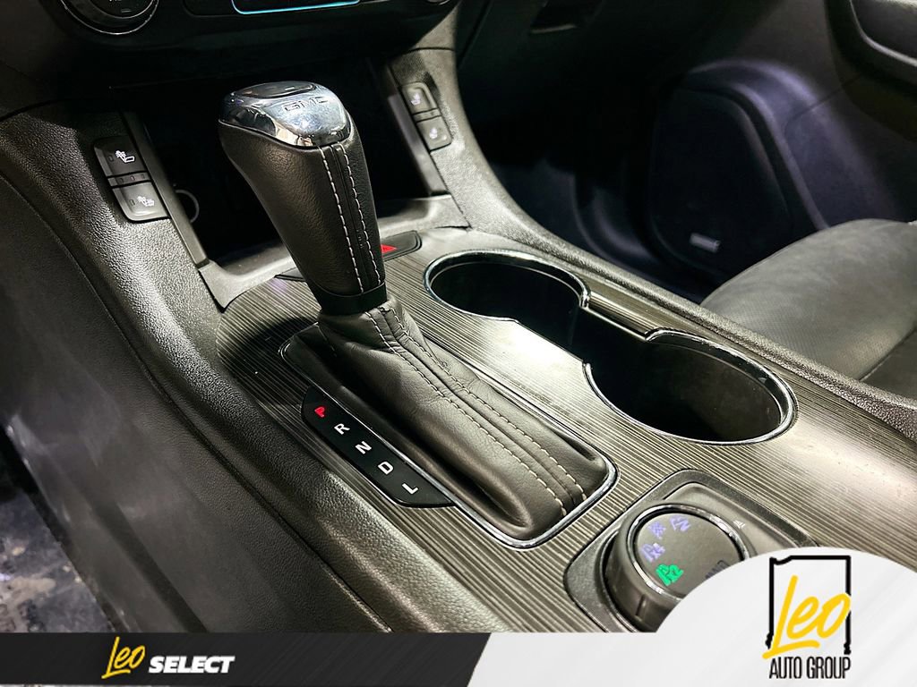 Used 2019 GMC Acadia SLT image 17