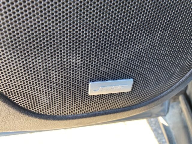 Certified 2023 GMC Acadia SLT image 17