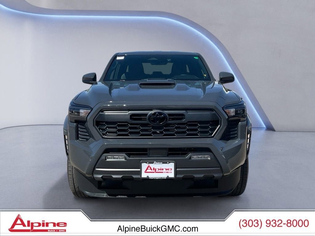 Used 2024 Toyota Tacoma TRD Sport AWD/4WD image 8