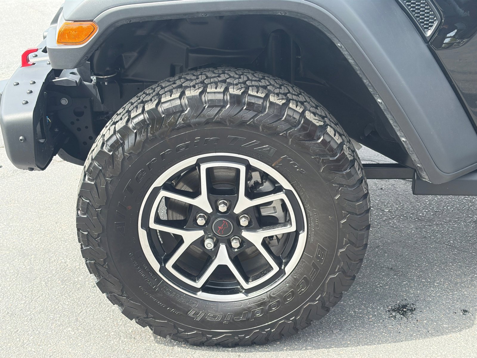 Used 2025 Jeep Wrangler Unlimited Rubicon w/ Steel Bumper Group image 10