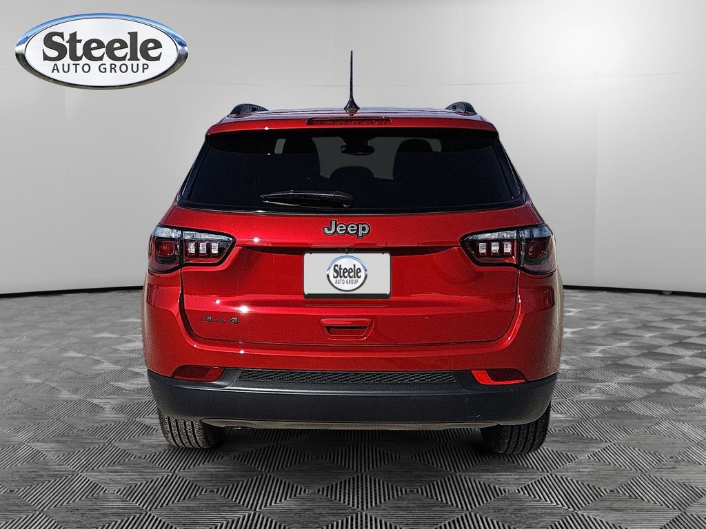 New 2026 Jeep Compass Latitude image 4