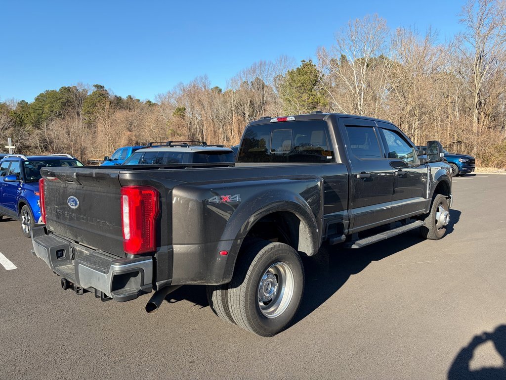 Used 2024 Ford F350 XLT image 5