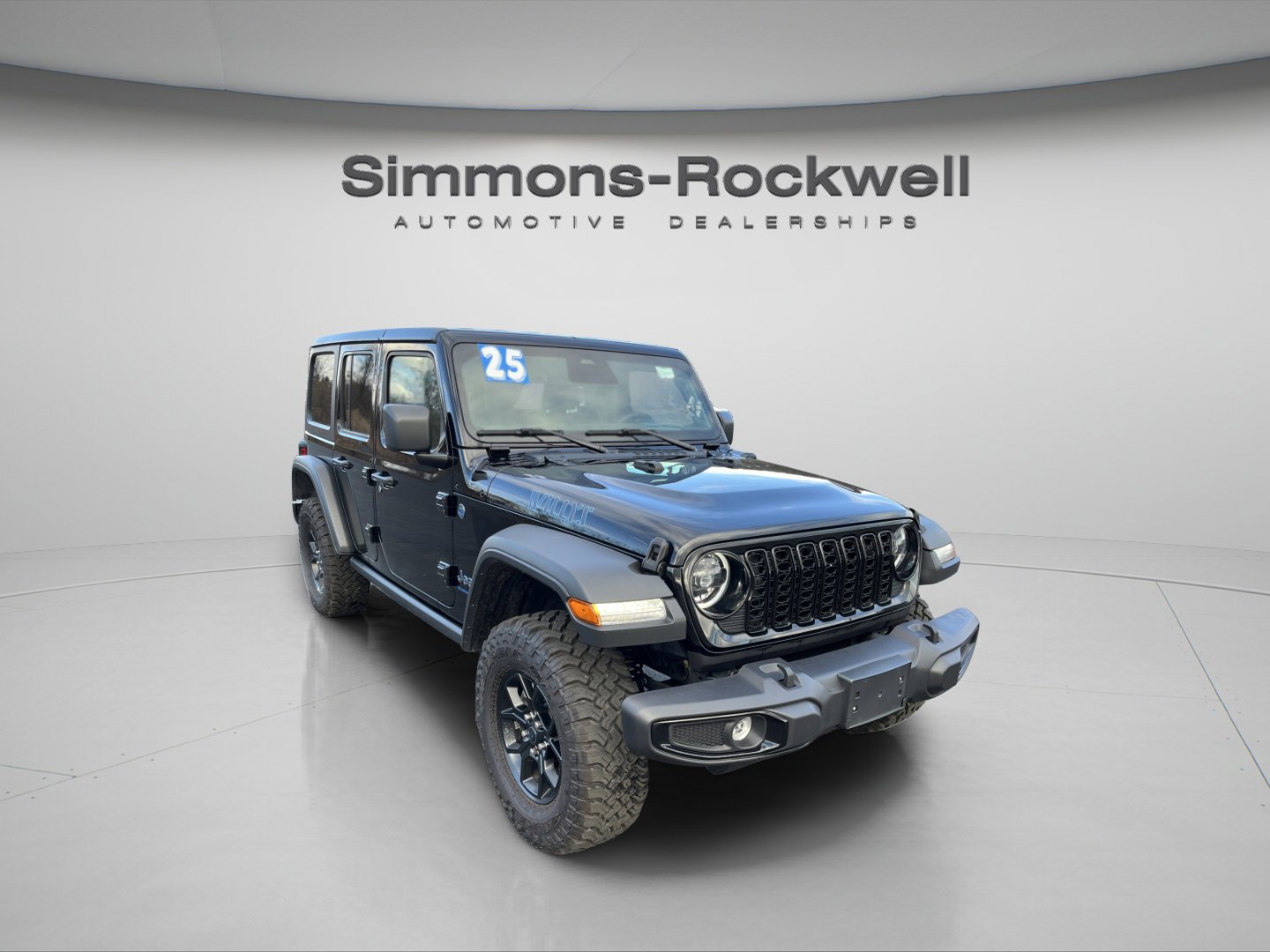 Used 2025 Jeep Wrangler Willys image 18
