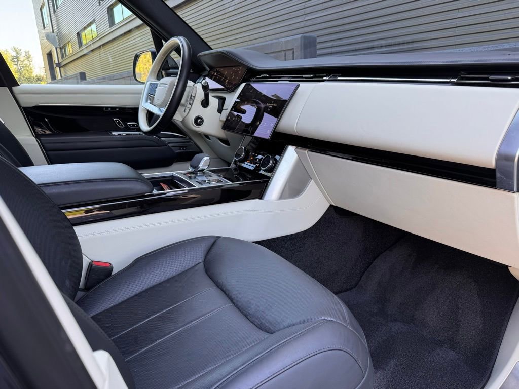 Used 2023 Land Rover Range Rover SE AWD/4WD image 19
