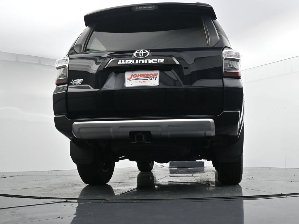 Used 2023 Toyota 4Runner TRD Off-Road Premium AWD/4WD image 40