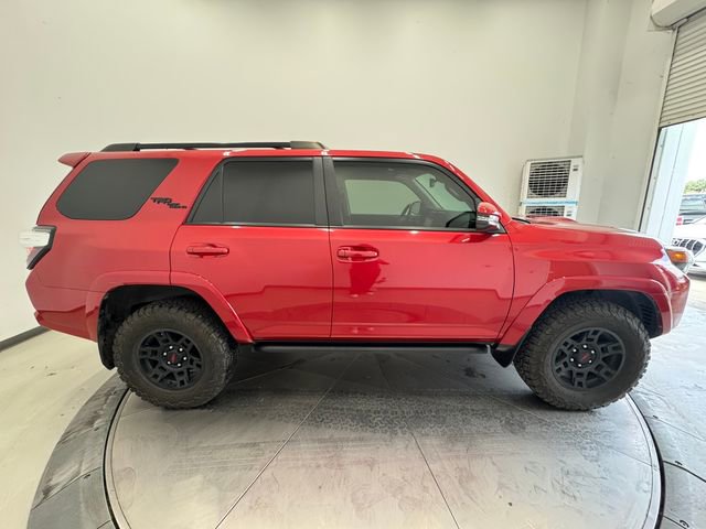 Used 2023 Toyota 4Runner TRD Off-Road Premium AWD/4WD image 14