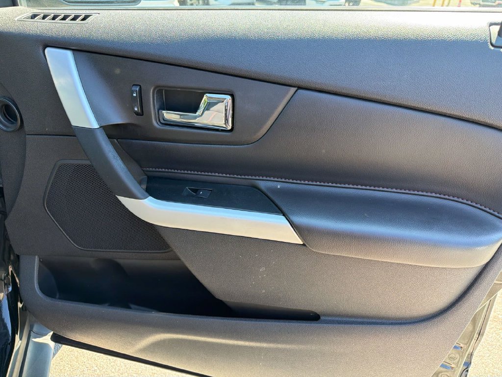 Used 2013 Ford Edge Limited FWD image 26