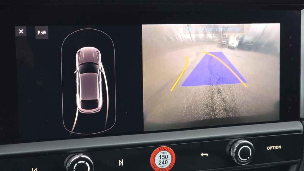 Used 2022 Porsche Macan image 5