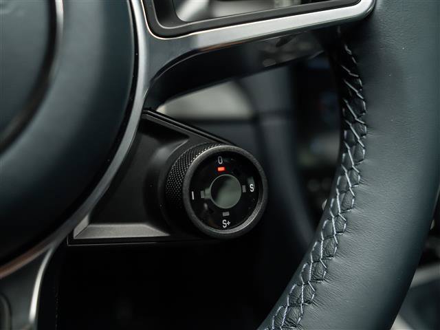 Certified 2025 Porsche 718 Cayman RWD image 19