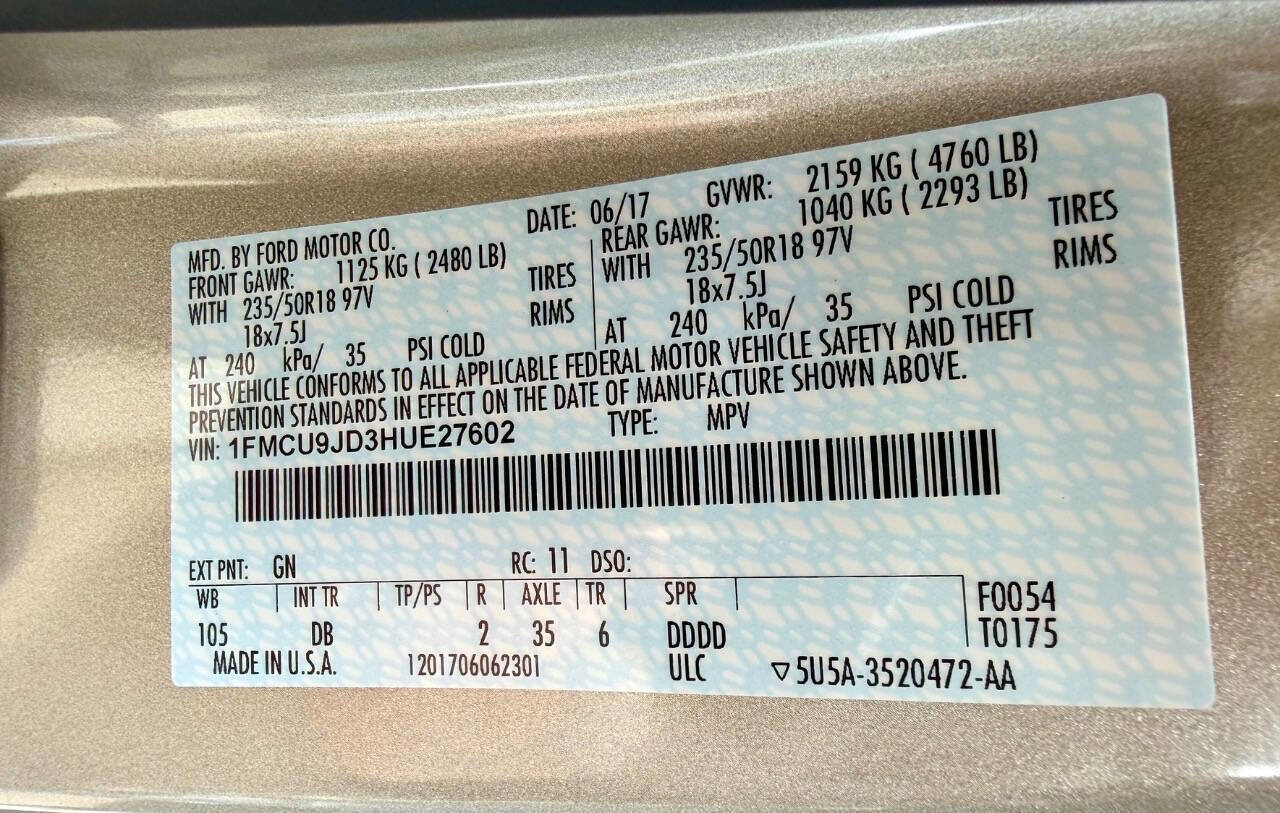 Used 2017 Ford Escape Titanium w/ Equipment Group 301A AWD/4WD image 46