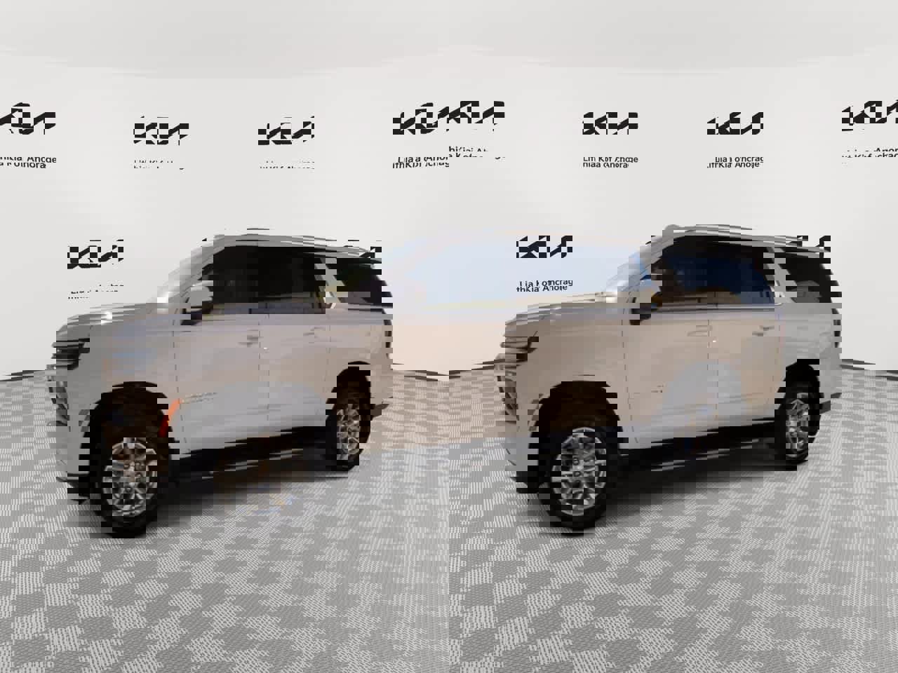 Used 2025 Chevrolet Suburban LS w/ Max Trailering Package image 5