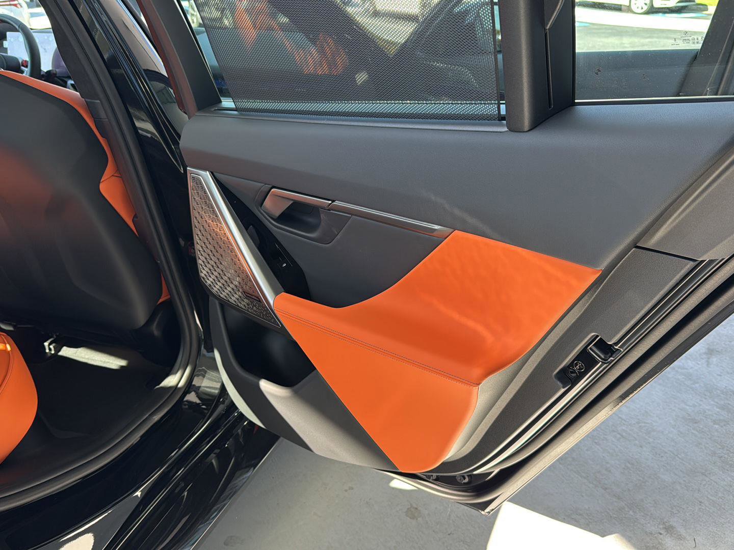 New 2026 BMW M5 w/ Carbon Package image 13