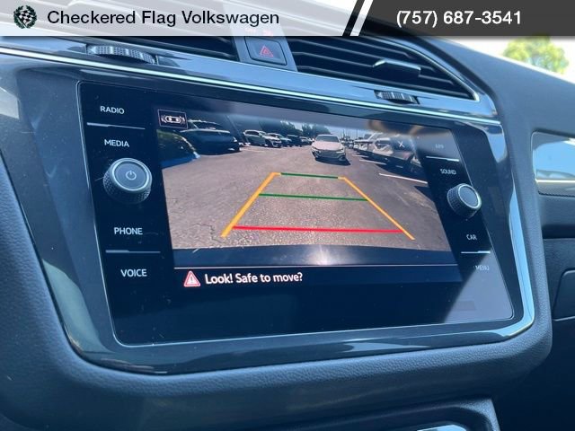 Used 2024 Volkswagen Tiguan SE R-Line w/ MDO Package, Two-Row AWD/4WD image 38