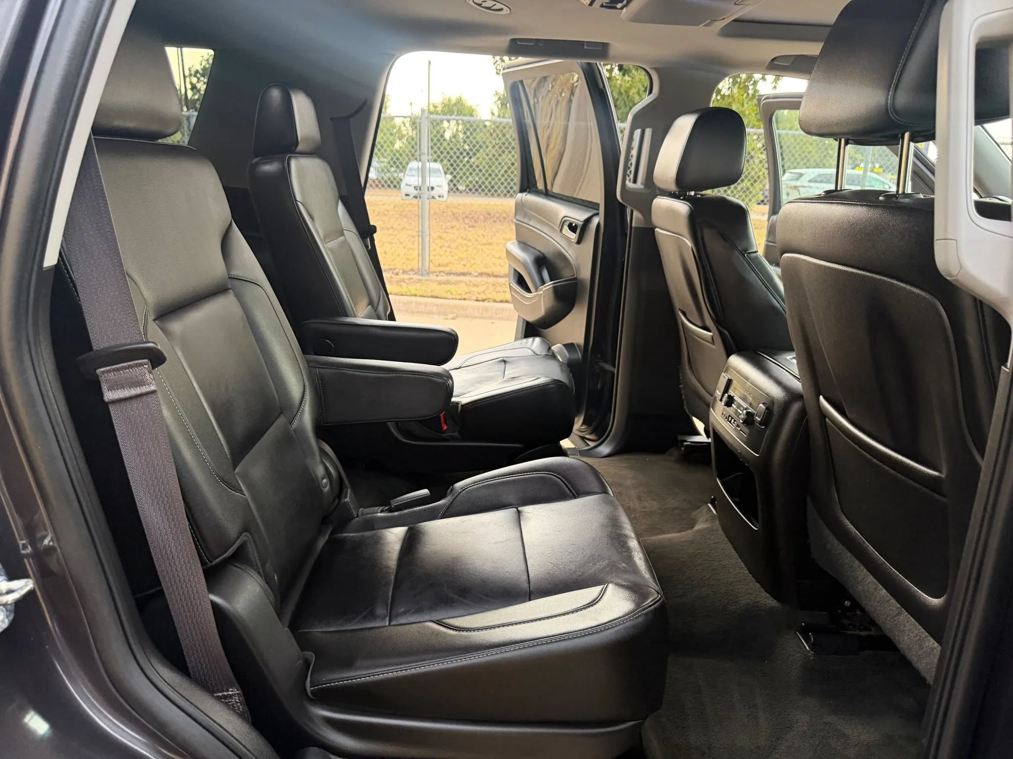 Used 2015 Chevrolet Tahoe LT RWD image 20