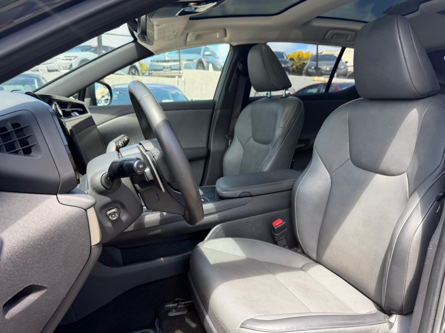 Used 2024 Lexus RZ 300e Premium FWD image 17