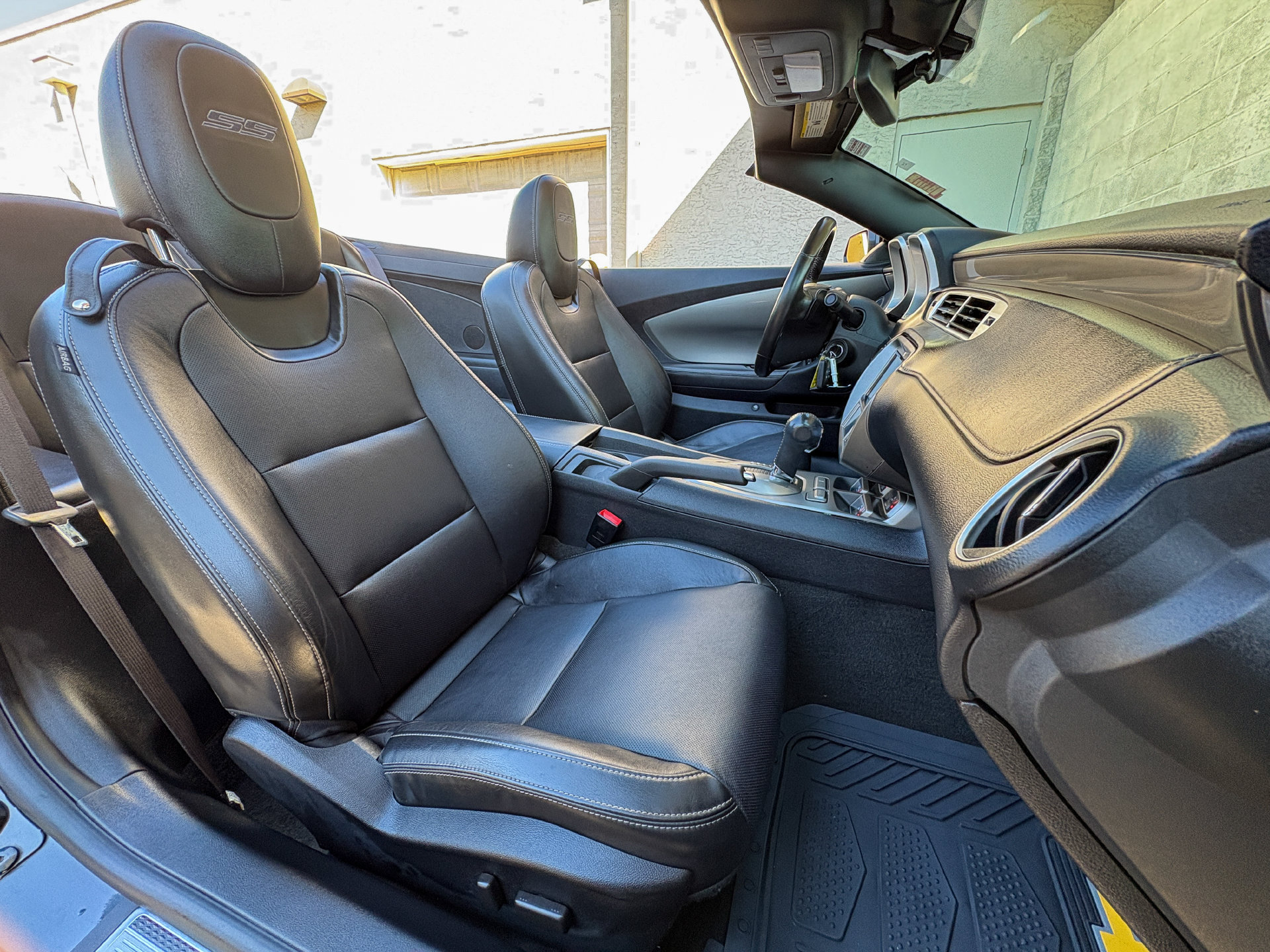 Used 2013 Chevrolet Camaro SS RWD image 21