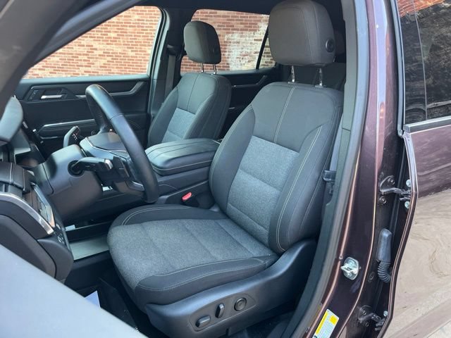 Certified 2025 GMC Acadia Elevation FWD image 14
