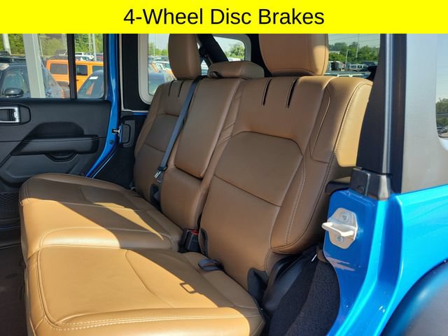 Certified 2023 Jeep Wrangler Unlimited Rubicon 4xe w/ Cold Weather Group AWD/4WD image 26