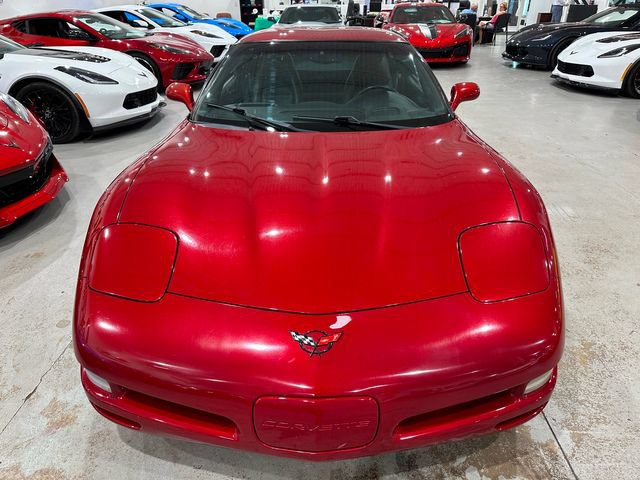 Used 1999 Chevrolet Corvette Coupe w/ Roof Pkg RWD image 9