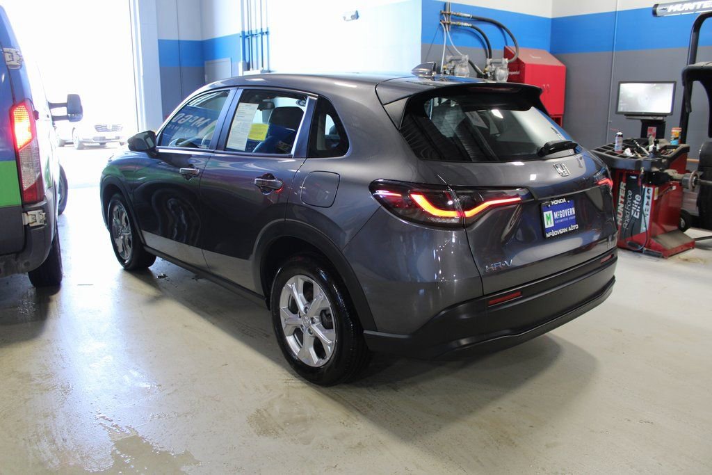 Used 2023 Honda HR-V LX image 40