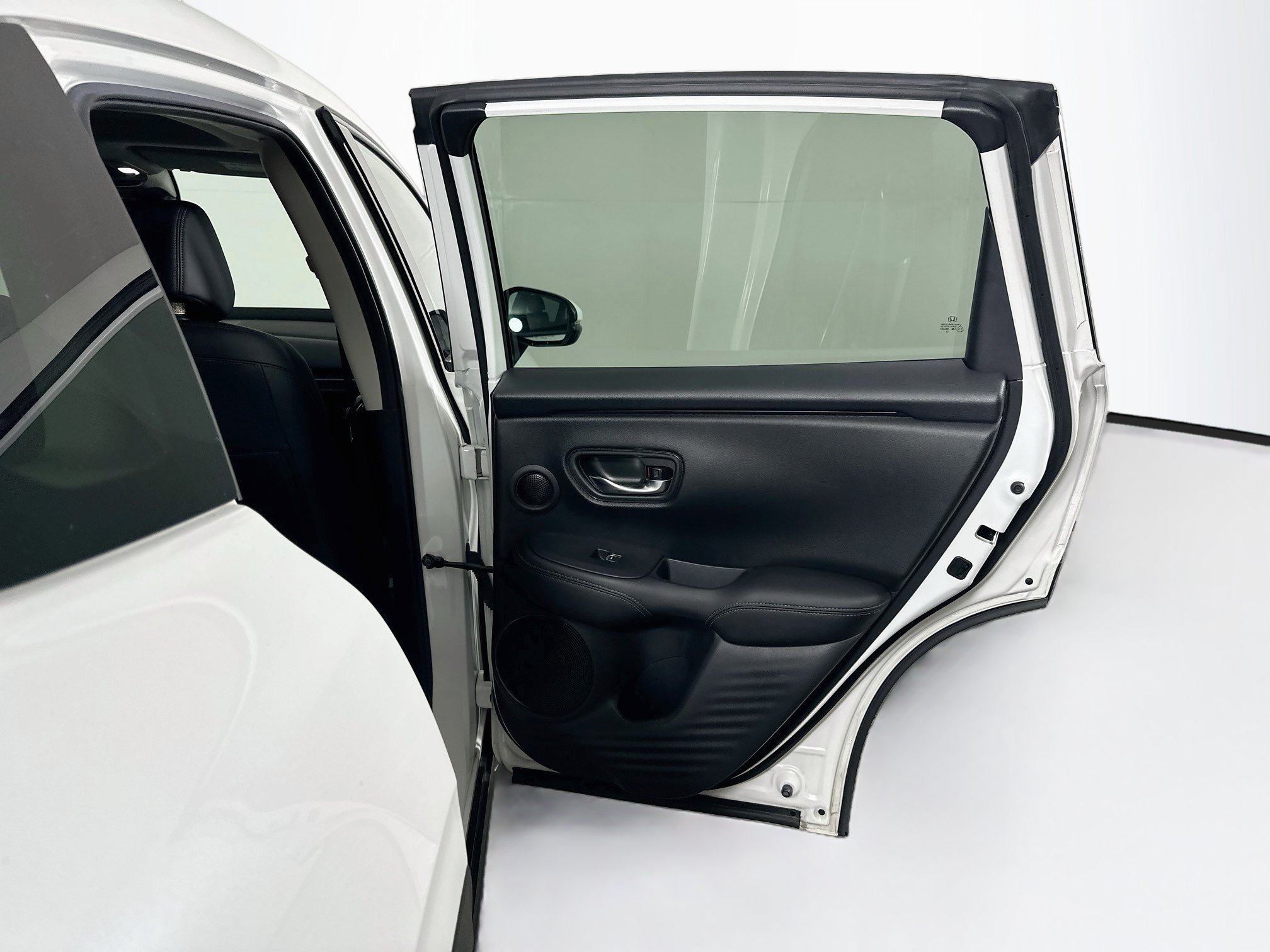 Used 2024 Honda HR-V EX-L image 29