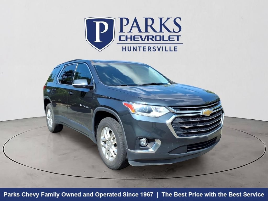Used 2021 Chevrolet Traverse LT FWD image 1
