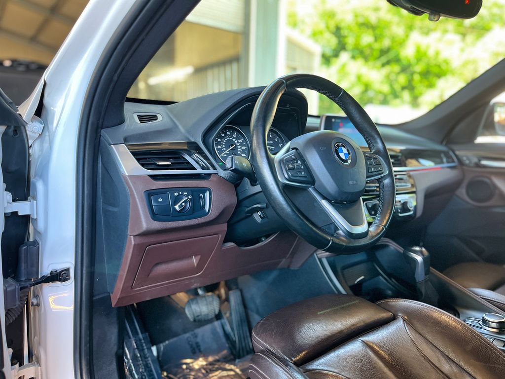 Used 2018 BMW X1 xDrive28i AWD/4WD image 27