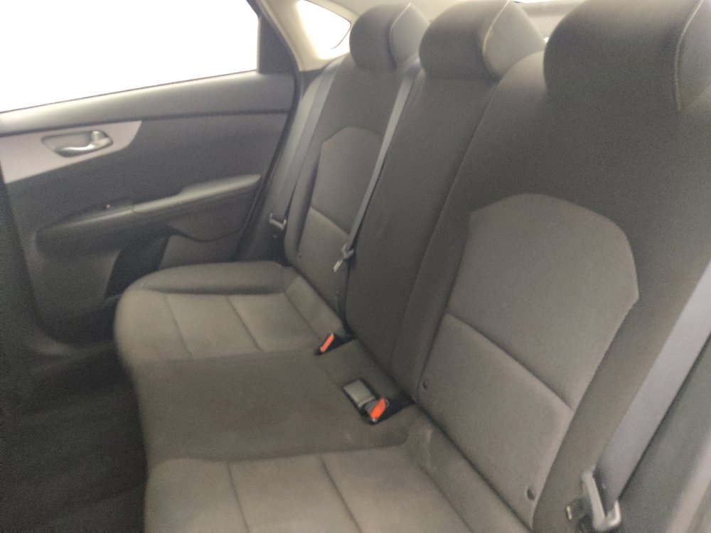 Used 2023 Kia Forte LXS image 18