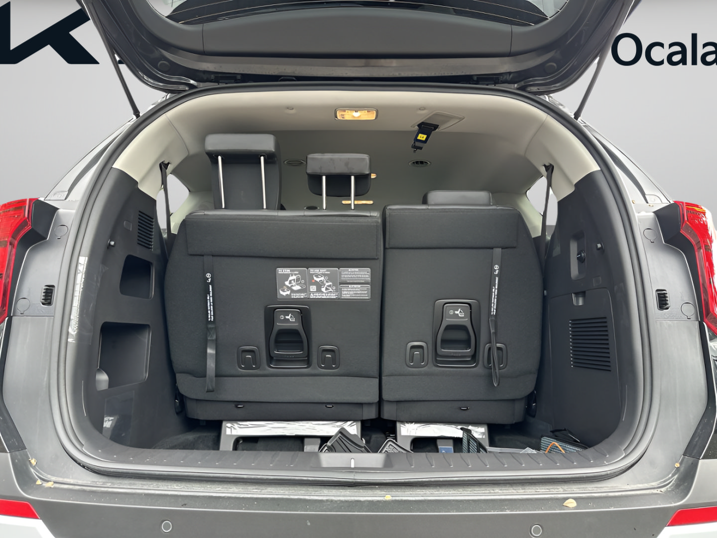 New 2026 Kia Carnival FWD image 29