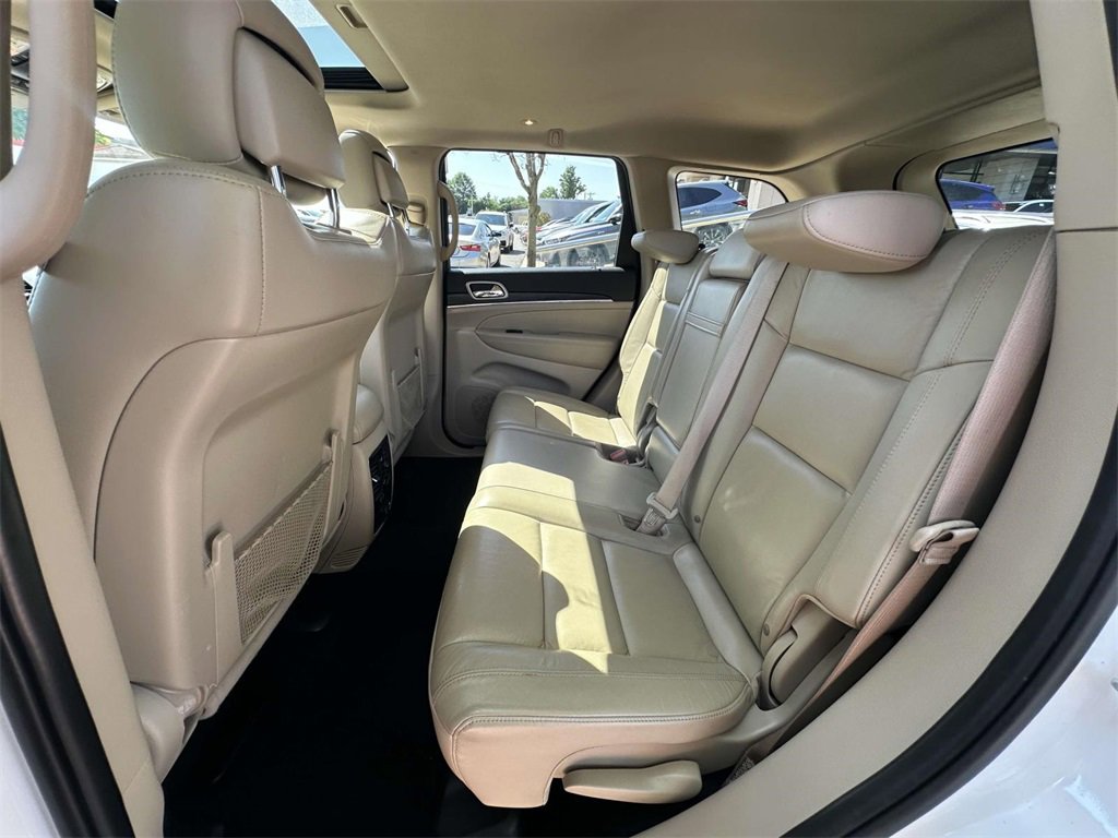 Used 2021 Jeep Grand Cherokee Limited image 28