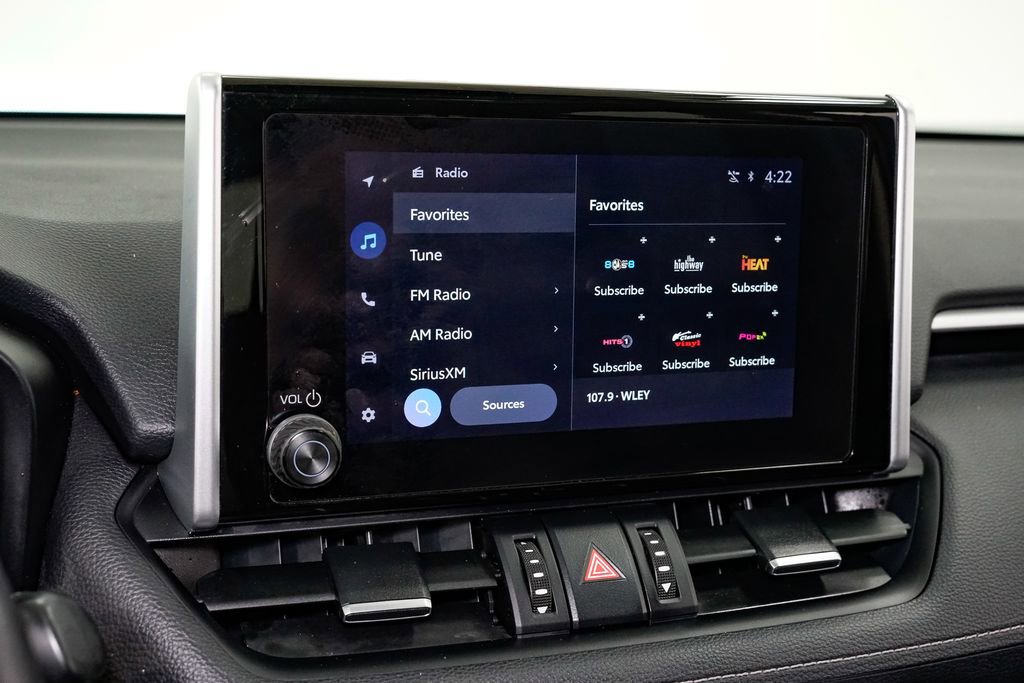 Used 2023 Toyota RAV4 XLE Premium image 18